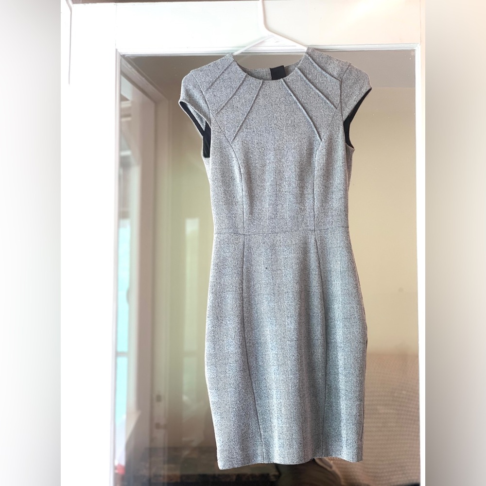 Elegant Gray Sleeveless Dress